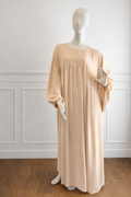 The Oumaima Abaya (Peach/Licht Beige)
